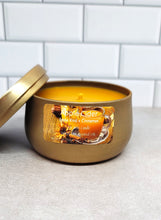Carica l'immagine nel visualizzatore di Gallery, Gilded Forest (Tree Linfa + Abete) Soy Wax Melt
